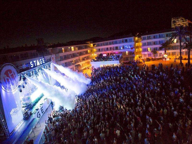 Bh Mallorca Affiliated By Fergus (adults Only) Apartment